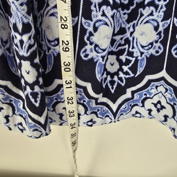 Talbots Blue Paisley Print Fit n' Flare Dress Pockets Size 4P Careerwear - Picture 7 of 12